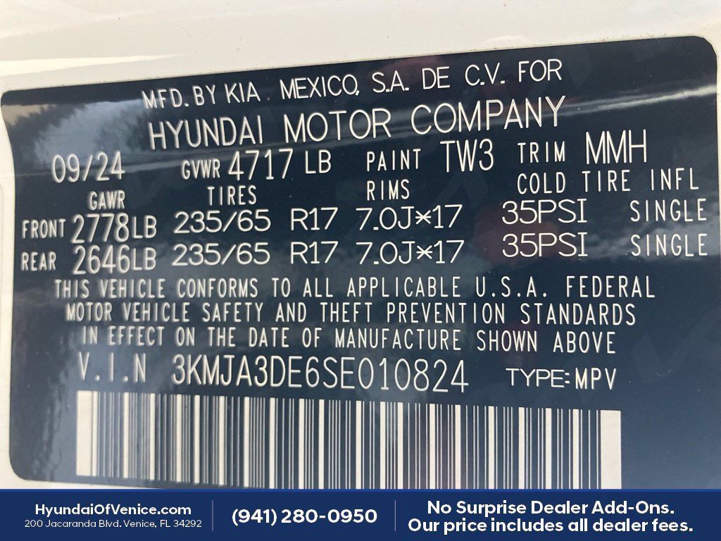 Used 2025 Hyundai Tucson SE FWD image 19