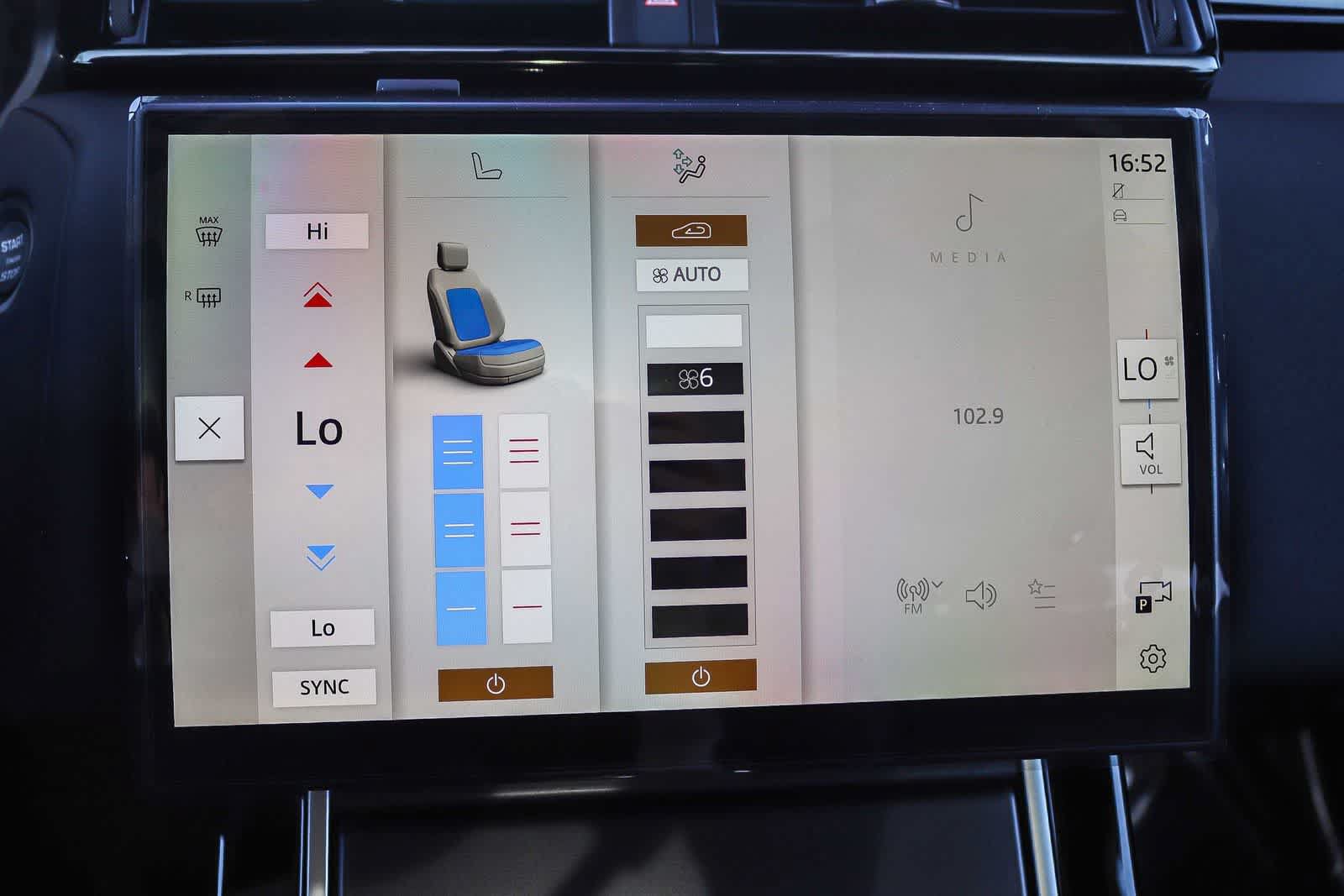 New 2026 Land Rover Range Rover Velar S AWD/4WD image 23