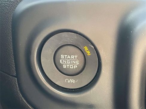 Used 2019 Jeep Wrangler Unlimited Sport S image 23