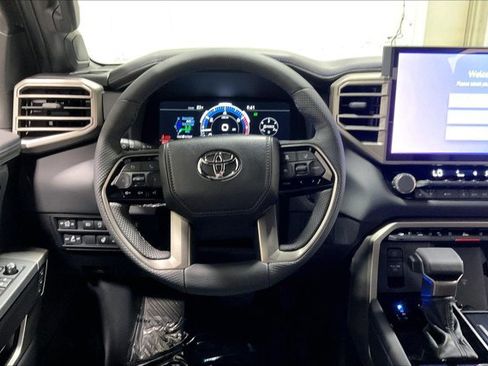 New 2026 Toyota Tundra Platinum AWD/4WD image 17