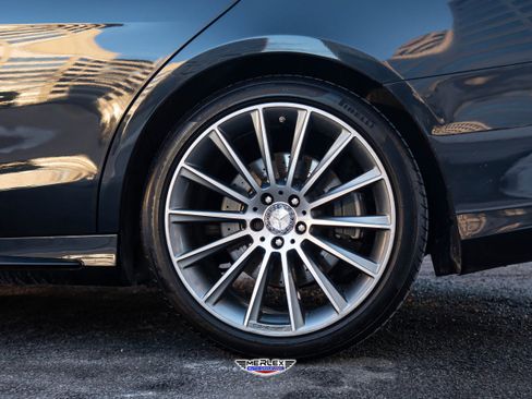 Used 2015 Mercedes-Benz S 550 Sedan image 12