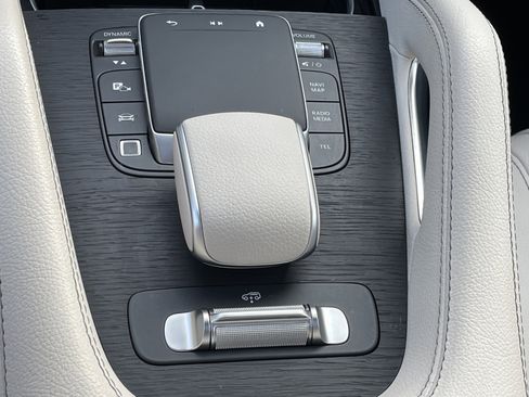 Certified 2025 Mercedes-Benz GLS 450 4MATIC w/ AMG Line Exterior image 36