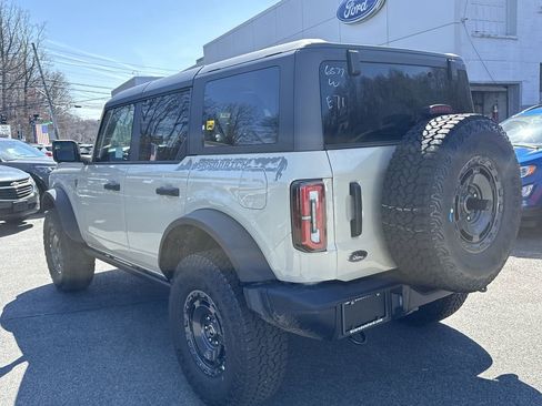 New 2025 Ford Bronco Badlands w/ Sasquatch Package AWD/4WD image 6