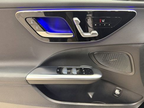 Certified 2025 Mercedes-Benz C 300 Sedan image 24