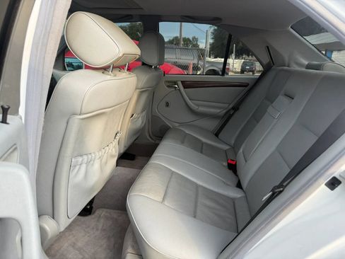 Used 1999 Mercedes-Benz C 280 Sedan image 11