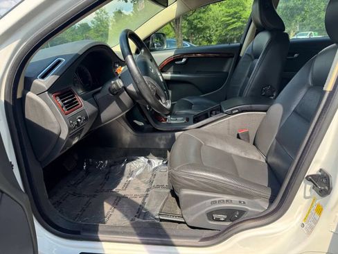 Used 2008 Volvo XC70 3.2 image 13