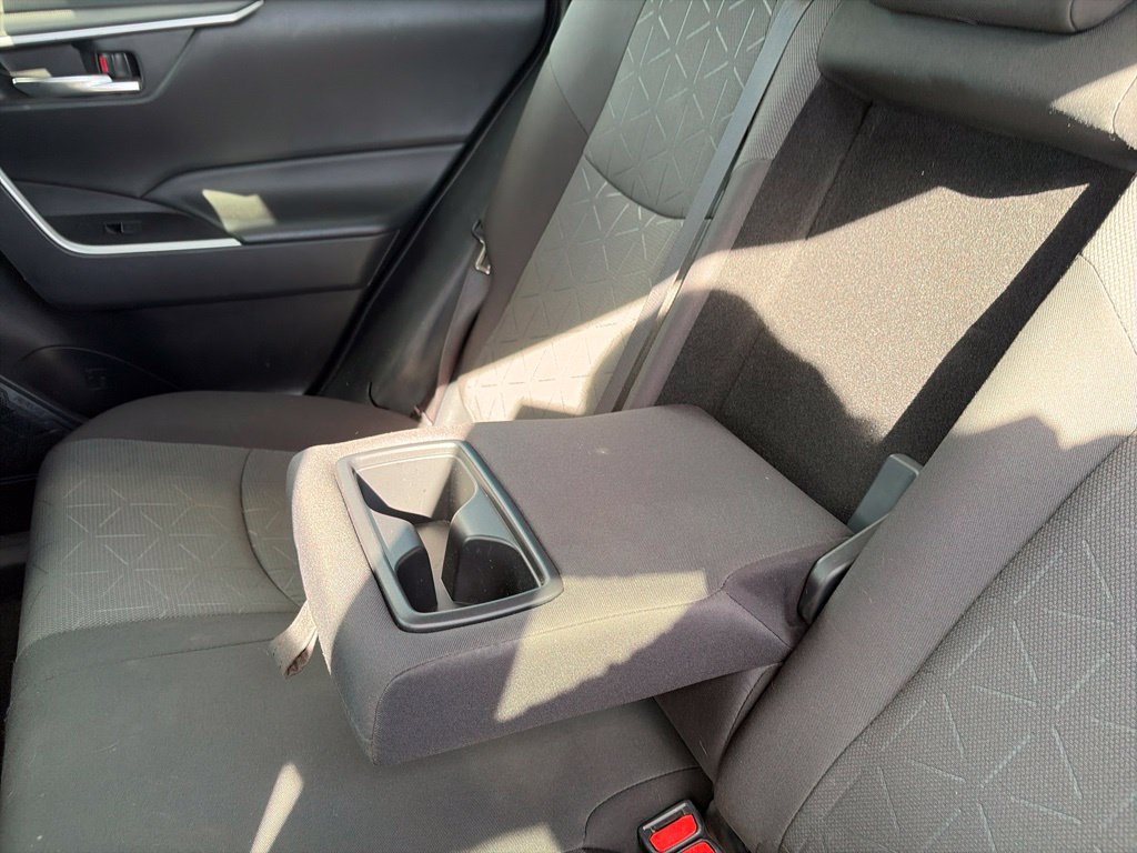 Used 2022 Toyota RAV4 XLE w/ Convenience Package AWD/4WD image 30