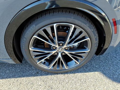 New 2026 Toyota Prius Limited image 8