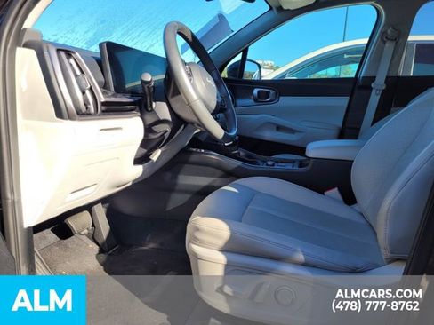 Used 2025 Kia Sorento S w/ Panoramic Sunroof Package image 6