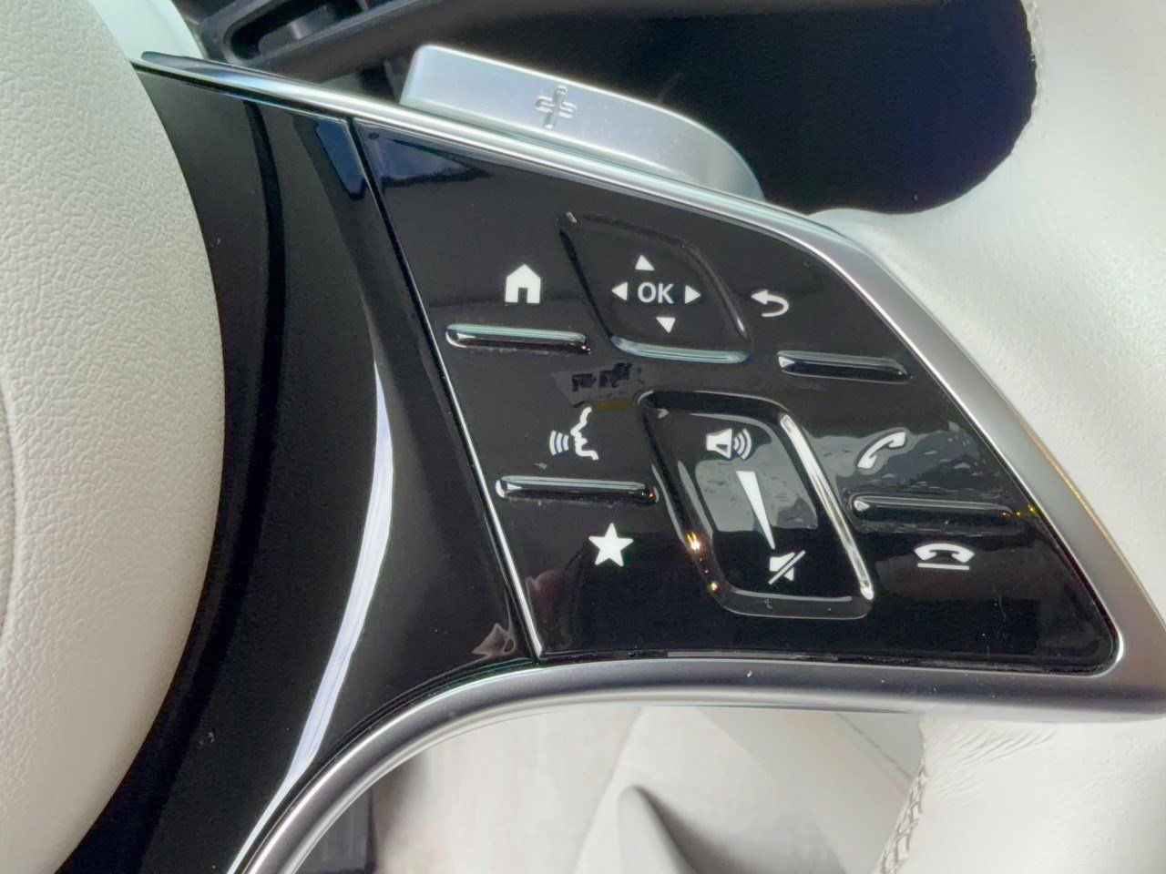 Certified 2023 Mercedes-Benz EQS 580 4MATIC Sedan image 19