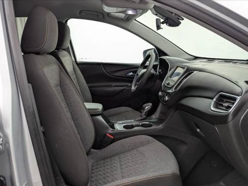 Used 2022 Chevrolet Equinox LT FWD image 21