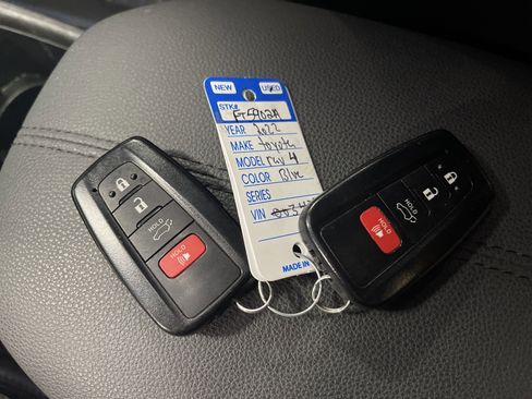 Used 2022 Toyota RAV4 XSE image 26