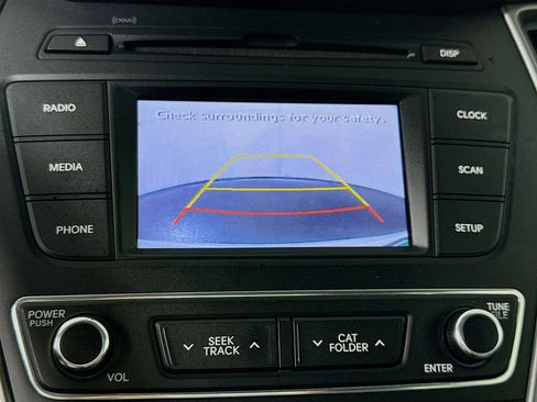 Used 2017 Hyundai Santa Fe Sport image 19