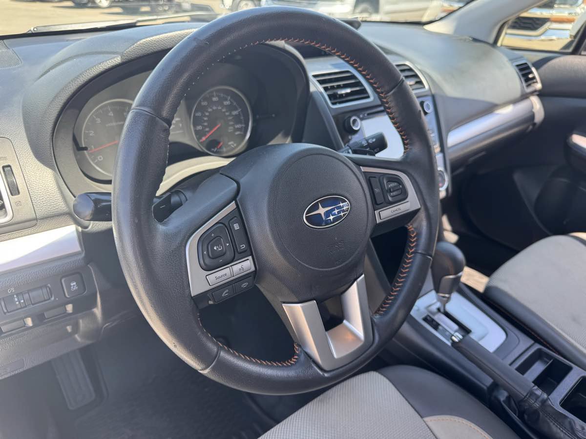 Used 2017 Subaru Crosstrek 2.0i Premium w/ Moonroof Package AWD/4WD image 25