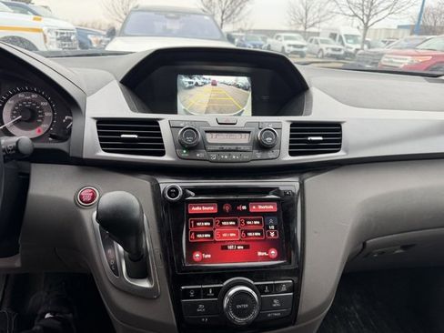 Used 2014 Honda Odyssey EX-L image 17