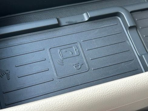 Used 2023 Audi A4 2.0T Premium Plus w/ Premium Plus Package image 35