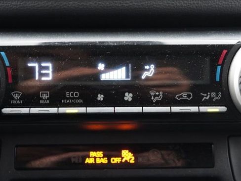 Certified 2025 Toyota RAV4 SE image 30