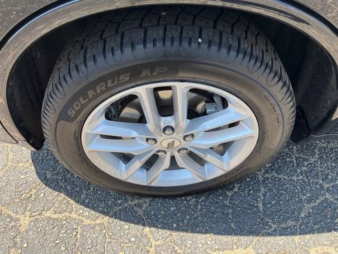 Used 2023 Dodge Durango GT RWD image 7