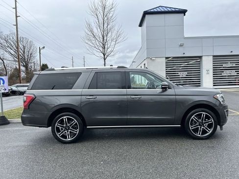 Used 2021 Ford Expedition Max Limited image 9