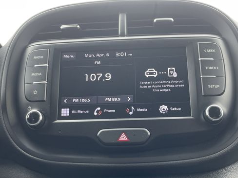 Used 2022 Kia Soul LX FWD image 24