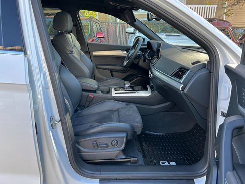 Used 2023 Audi Q5 e Premium Plus w/ Premium Plus Package image 21