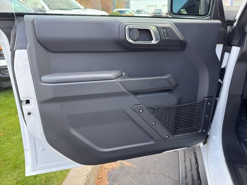 New 2025 Ford Bronco Outer Banks AWD/4WD image 10