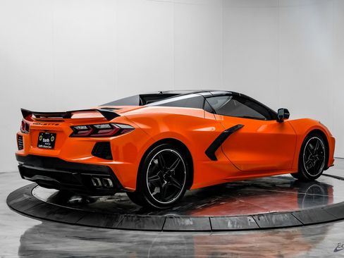 Used 2021 Chevrolet Corvette Stingray Premium Conv w/ Z51 Performance Package image 17