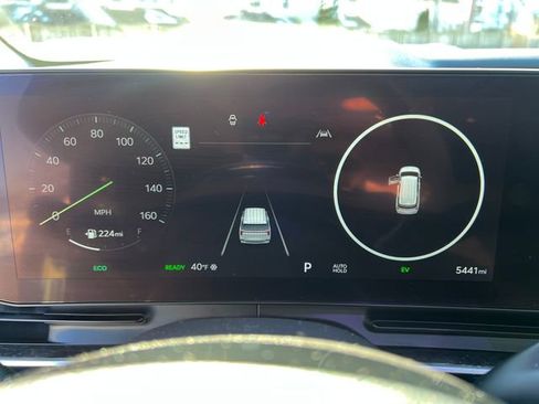 Used 2025 Kia Carnival SX Prestige image 20