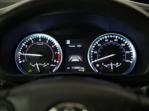 Used 2017 Toyota Highlander XLE AWD/4WD image 17