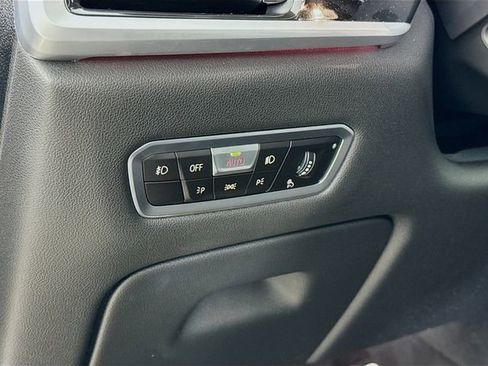 Used 2021 BMW ALPINA XB7 ALPINA XB7 image 10