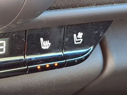 Used 2020 Chevrolet Camaro SS image 29