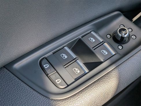 Used 2021 Audi Q7 2.0T Premium Plus w/ Premium Plus Package image 25