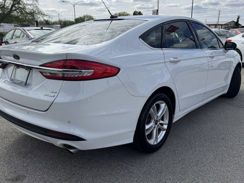 Used 2018 Ford Fusion SE FWD image 8