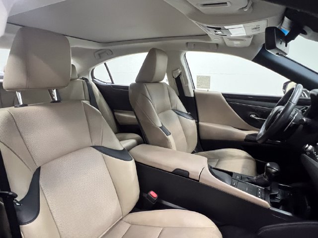 Used 2021 Lexus ES 350 w/ Premium Package FWD image 11