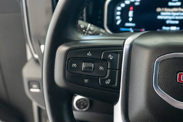 Used 2026 GMC Sierra 1500 SLT AWD/4WD image 14