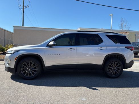 Used 2022 Chevrolet Traverse RS AWD/4WD image 22