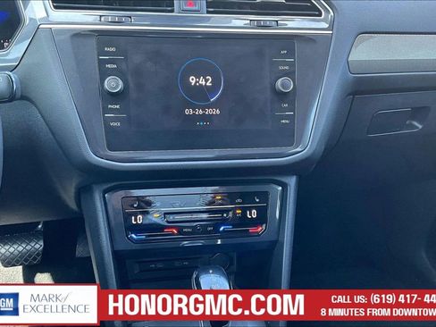 Used 2022 Volkswagen Tiguan SE image 15