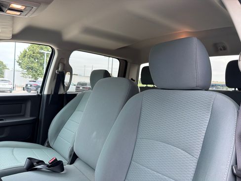 Used 2016 RAM 2500 Tradesman w/ Chrome Appearance Group AWD/4WD image 14