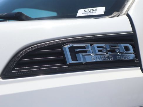 Used 2022 Ford F650 2WD Regular Cab Super Duty image 42