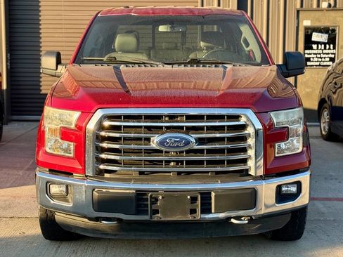Used 2015 Ford F150 XLT w/ Equipment Group 302A Luxury image 4