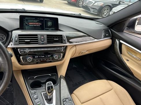 Used 2017 BMW 330i Sedan image 17
