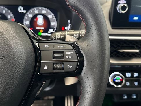 Certified 2025 Acura ADX A-Spec image 18