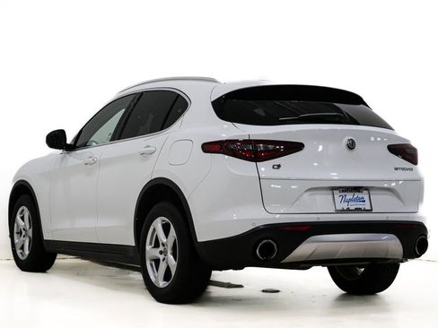 Used 2020 Alfa Romeo Stelvio AWD w/ Cold Weather Package image 8