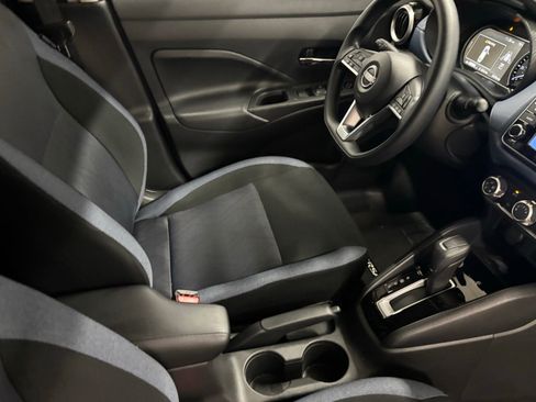 Used 2025 Nissan Versa SV w/ Trunk Package FWD image 21