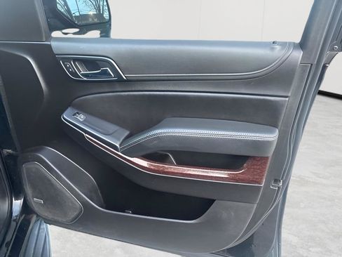 Used 2019 GMC Yukon SLT w/ Premium Edition AWD/4WD image 21