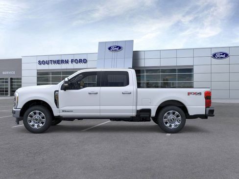 New 2026 Ford F250 Lariat w/ Lariat Ultimate Package image 3
