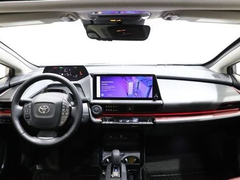 Used 2024 Toyota Prius Prime FWD image 14