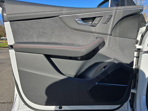 New 2026 Audi SQ8 Prestige image 27