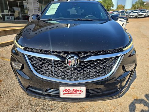 Used 2023 Buick Enclave Avenir w/ Avenir Technology Package image 2