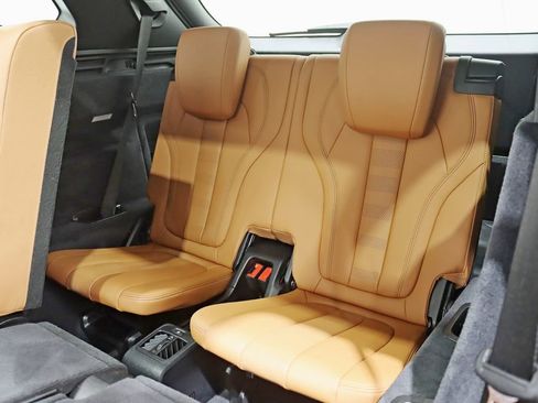 Used 2022 BMW X5 xDrive40i w/ M Sport Package AWD/4WD image 33